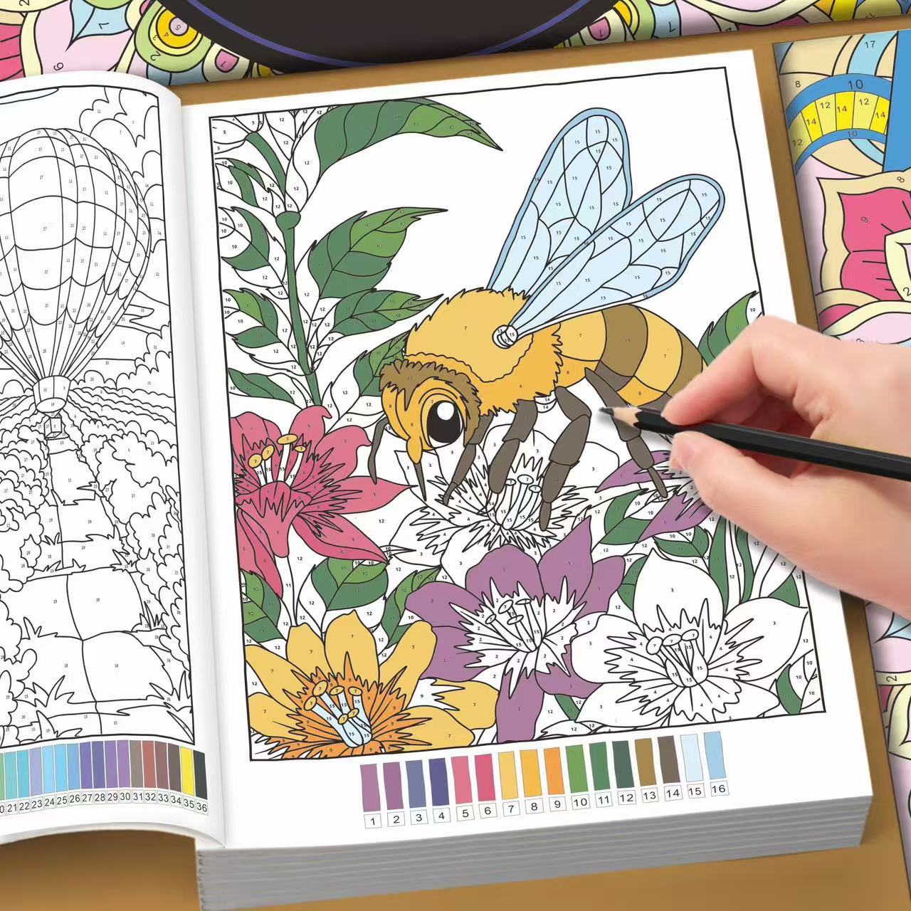 Livre de coloriage pour adulte - Adult Coloring Book Stress Relief avis et prix